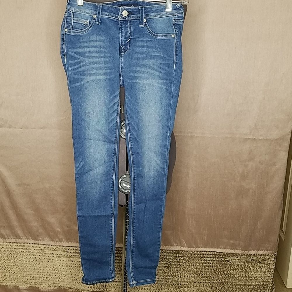 Wallflower‎ Authentic Stretchy Jeans